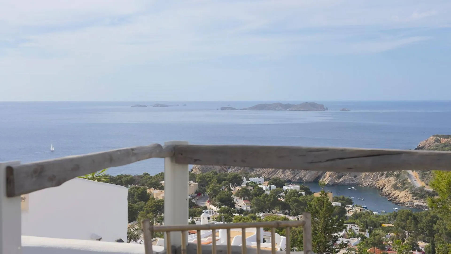 James Sib19 - Cosy Design Ibiza Villa With Pool And Sunning Sea View San José 0*,  Espanha